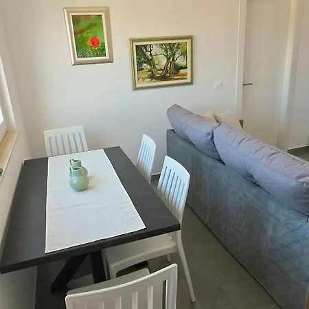 Mare Anima Apartment Srima